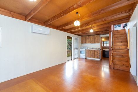 Photo of property in 17 Harbour View Road, Leigh, 0985