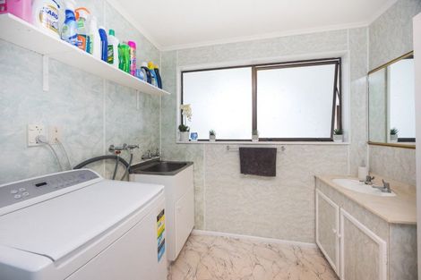 Photo of property in 9 Chrystal Street, Foxton Beach, Foxton, 4815