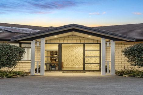 Photo of property in 69b Oraha Road, Kumeu, 0892