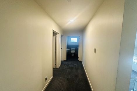 Photo of property in 22 Oak Bark Drive, Schnapper Rock, Auckland, 0632