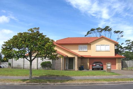 Photo of property in 32 Lorikeet Place, Unsworth Heights, Auckland, 0632
