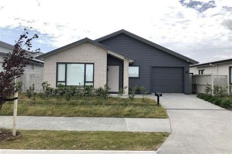 Photo of property in 82 Te Napi Drive, Takanini, 2112