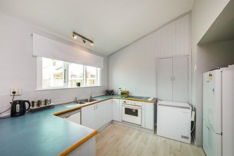 Photo of property in 38 Cuba Street, Marton, 4710