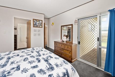 Photo of property in 28 Iles Road, Lynmore, Rotorua, 3010