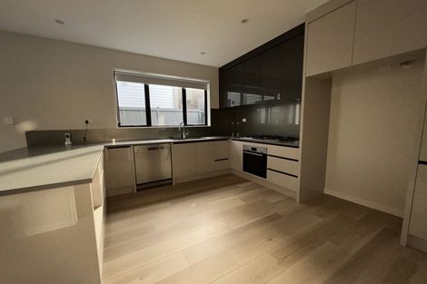 Photo of property in 55c Potter Avenue, Northcote, Auckland, 0627