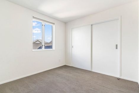 Photo of property in 75 Grove Road, Papakura, 2110