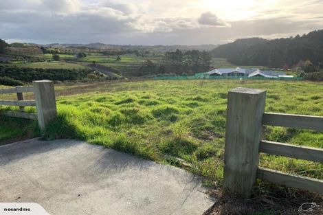 Photo of property in 52 Riordan Lane, Whitford, Manurewa, 2576