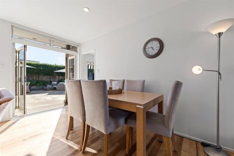 Photo of property in 28 Success Court, Omaha, 0986