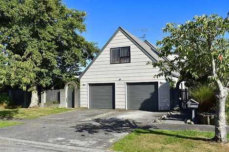 Photo of property in 11 Renata Road, Otaki, 5512
