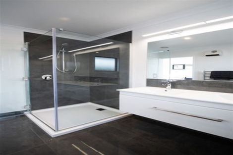 Photo of property in 13 Westpark Boulevard, Rangiora, 7400