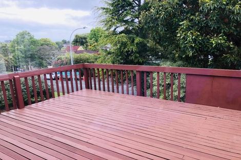 Photo of property in 23 Regency Place, Sunnynook, Auckland, 0632