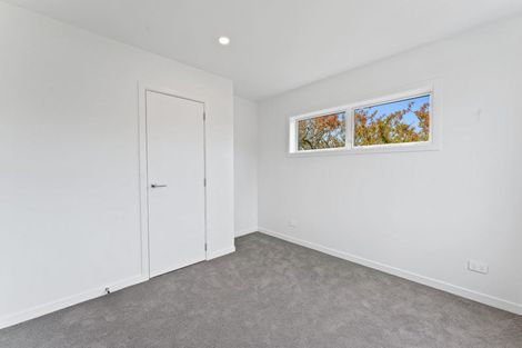 Photo of property in 4c Towra Place, Botany Downs, Auckland, 2010