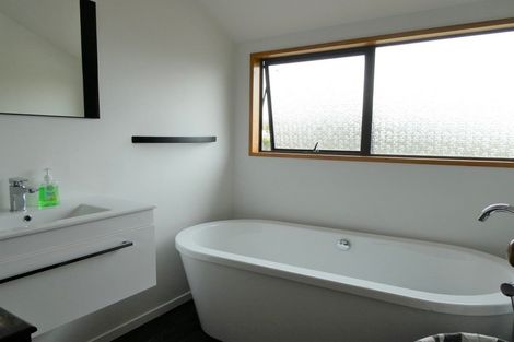 Photo of property in 14 Loris Place, Karoro, Greymouth, 7805