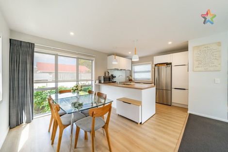 Photo of property in 3 Okoutu Lane, Moera, Lower Hutt, 5010