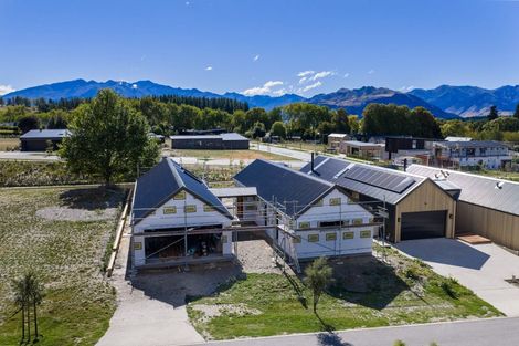 Photo of property in 4 Glenbrae Crescent, Wanaka, 9305