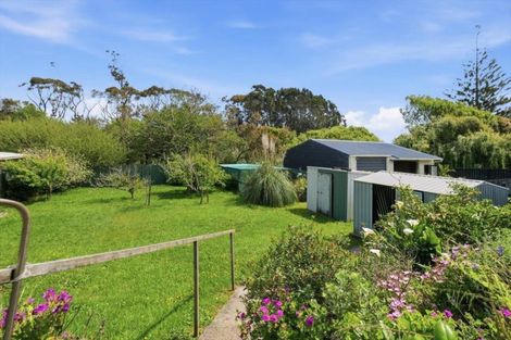 Photo of property in 350 Pukehina Parade, Pukehina, Te Puke, 3189
