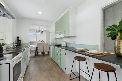 Photo of property in 40 Rodney Street, Howick, Auckland, 2014