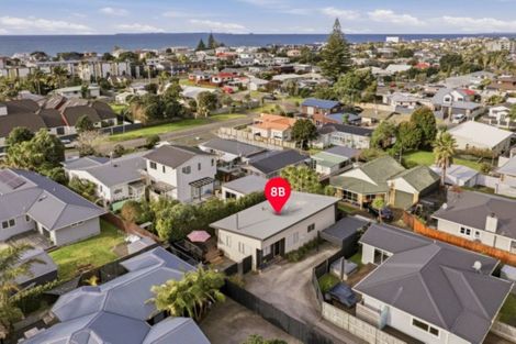 Photo of property in 8a Hawea Street, Mount Maunganui, 3116
