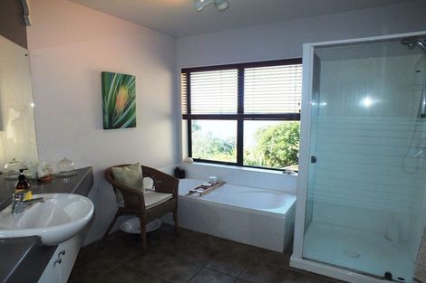 Photo of property in 74 Kestrel Heights, Arkles Bay, Whangaparaoa, 0932