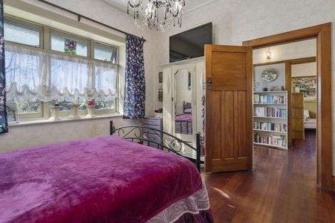 Photo of property in 10 Riverside Drive, Kelvin Grove, Palmerston North, 4470