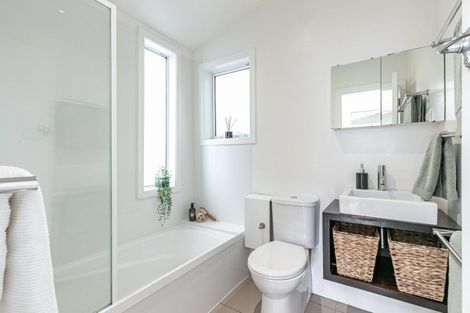 Photo of property in 19 Wilton Road, Wadestown, Wellington, 6012