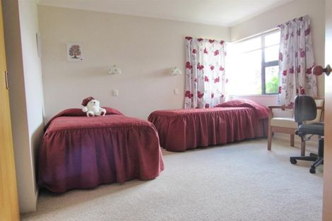 Photo of property in 31 Wilson Street, Hawera, 4610