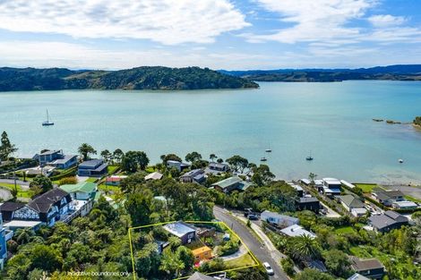 Photo of property in 3 Cambrae Road, Raglan, 3225