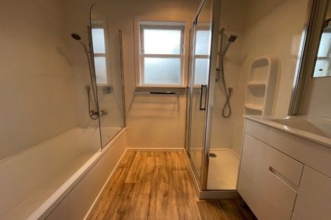 Photo of property in 43 Hallberry Road, Mangere East, Auckland, 2024