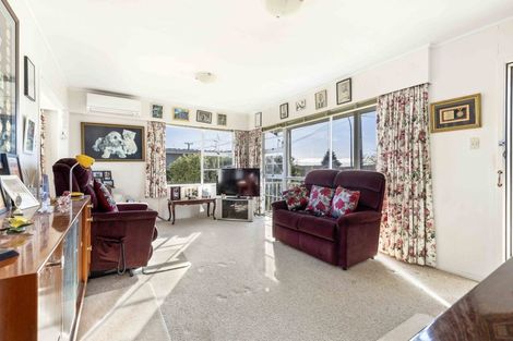 Photo of property in 80 Tuhikaramea Road, Dinsdale, Hamilton, 3204