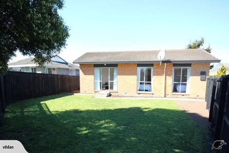 Photo of property in 8a Bromley Road, Bromley, Christchurch, 8062