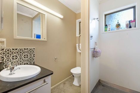 Photo of property in 8 Rewa Street, Inglewood, 4330