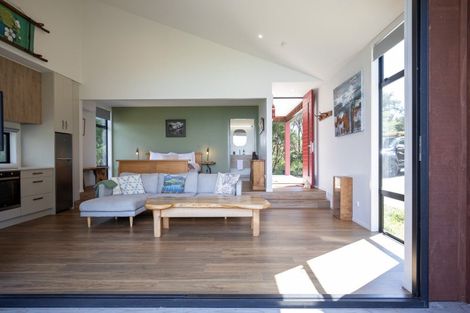 Photo of property in 64a Greenslade Road, Raglan, 3295