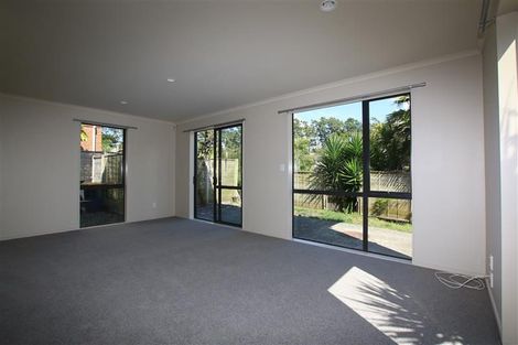Photo of property in 3/31 Orwell Road, Greenhithe, Auckland, 0632