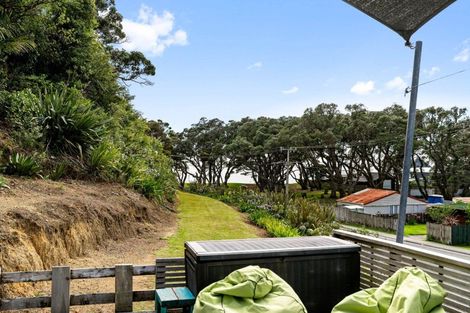 Photo of property in 143 Oakura Road, Oakura, Hikurangi, 0184