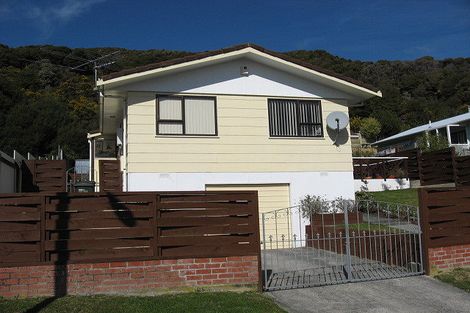 Photo of property in 50 Antrim Crescent, Wainuiomata, Lower Hutt, 5014