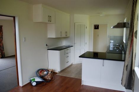 Photo of property in 25 Lambrown Drive, Totara Vale, Auckland, 0629