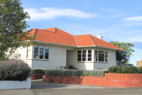 Photo of property in 1 Coleman Terrace, Hospital Hill, Napier, 4110