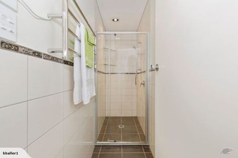 Photo of property in 328 Great South Road, Opaheke, Papakura, 2113