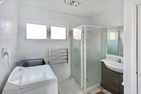 Photo of property in 4/6 Elliott Avenue, Bayview, Auckland, 0629