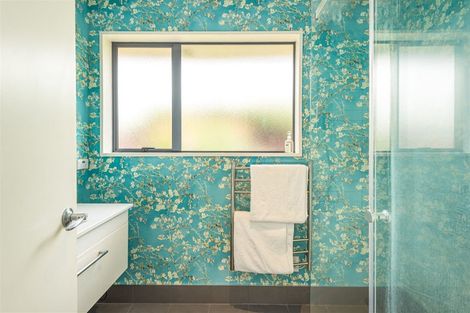 Photo of property in 2/25 Gamblins Road, Saint Martins, Christchurch, 8022