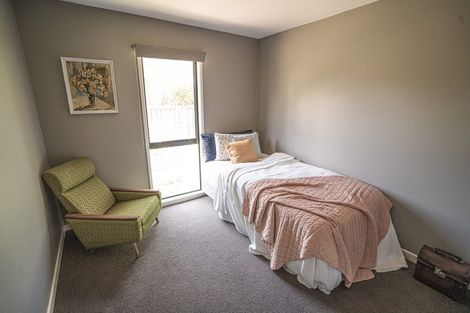 Photo of property in 2/5 Capri Lane, Hoon Hay, Christchurch, 8025