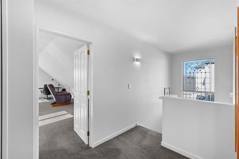 Photo of property in 76 Wai-iti Terrace, Bryndwr, Christchurch, 8052