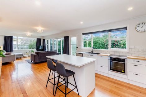 Photo of property in 45 Alexander Road, Raumati Beach, Paraparaumu, 5032