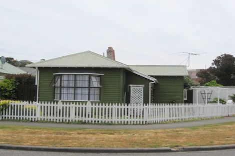 Photo of property in 9 Celia Street, Redcliffs, Christchurch, 8081