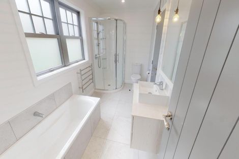 Photo of property in 3 Colombo Street, Palmerston North, 4410