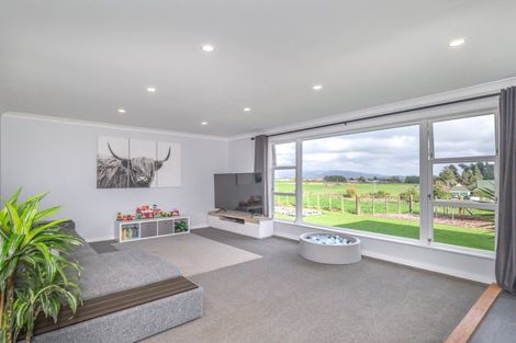 Photo of property in 51 Roslyn Road, Levin, 5510