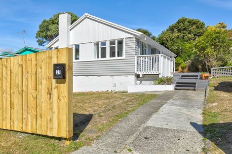 Photo of property in 57 Rangituhi Crescent, Takapuwahia, Porirua, 5022