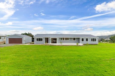 Photo of property in 4 Henley Road, Kaukapakapa, 0871