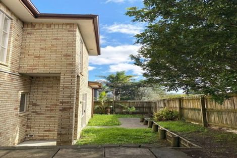 Photo of property in 12 Neaptide Close, Red Beach, 0932