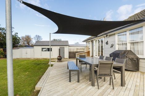 Photo of property in 7 Hendon Place, West End, Palmerston North, 4412